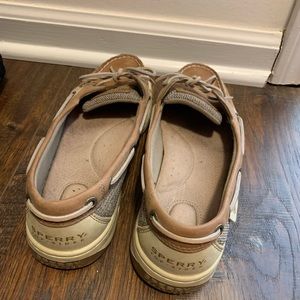 Sperry Shoes - Sperry boat shoes size 9 Sperry Shoes - Sperry boat shoes size 9